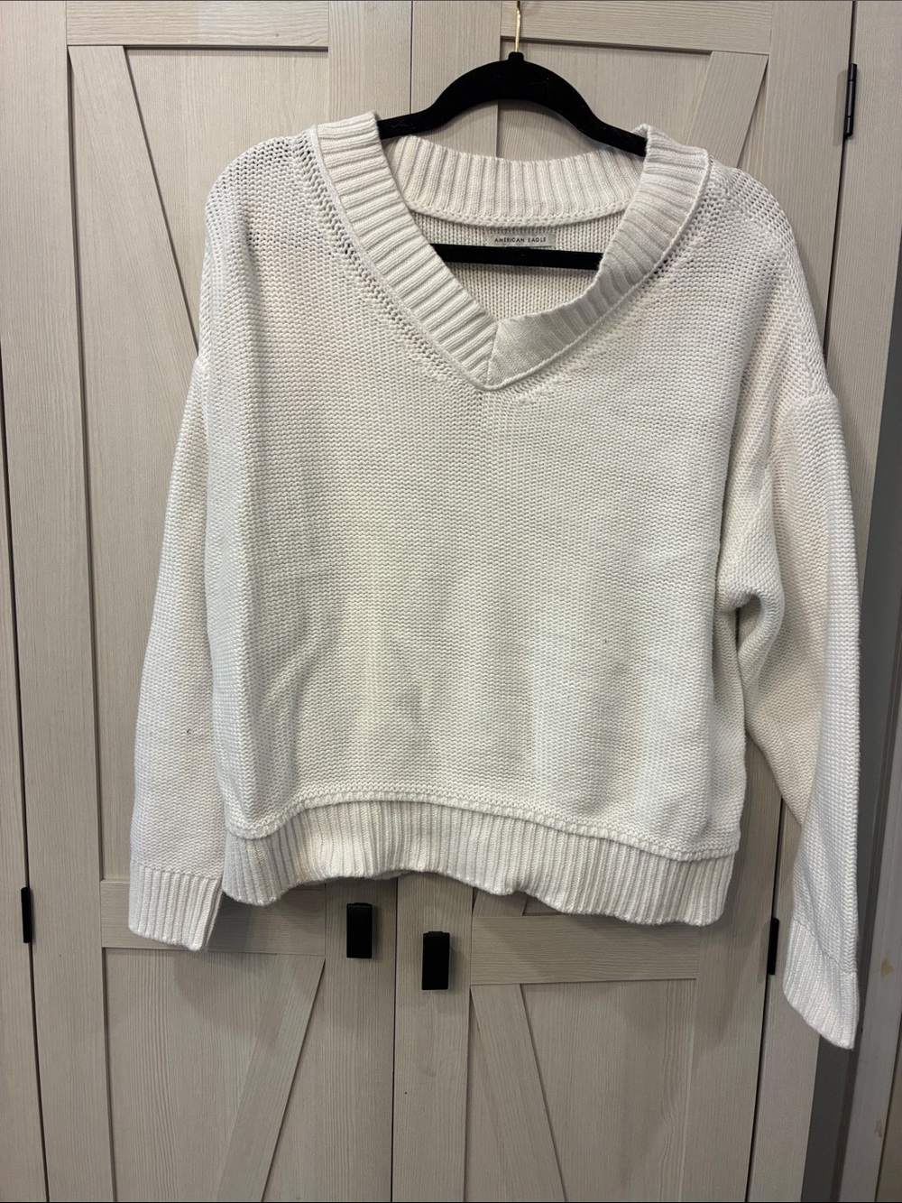American Eagle Outfitters Cream V-Neck Knit Sweater